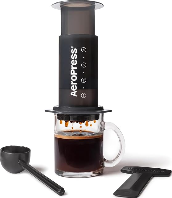 AeroPress Original Kaffeepresse mit Stempel und Filterkappe